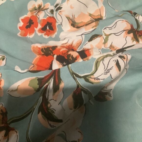 Shein Curve Women’s Floral Wrap V-Neck Short Sleeves Shirt Blouse Size 3XL - Picture 6 of 16